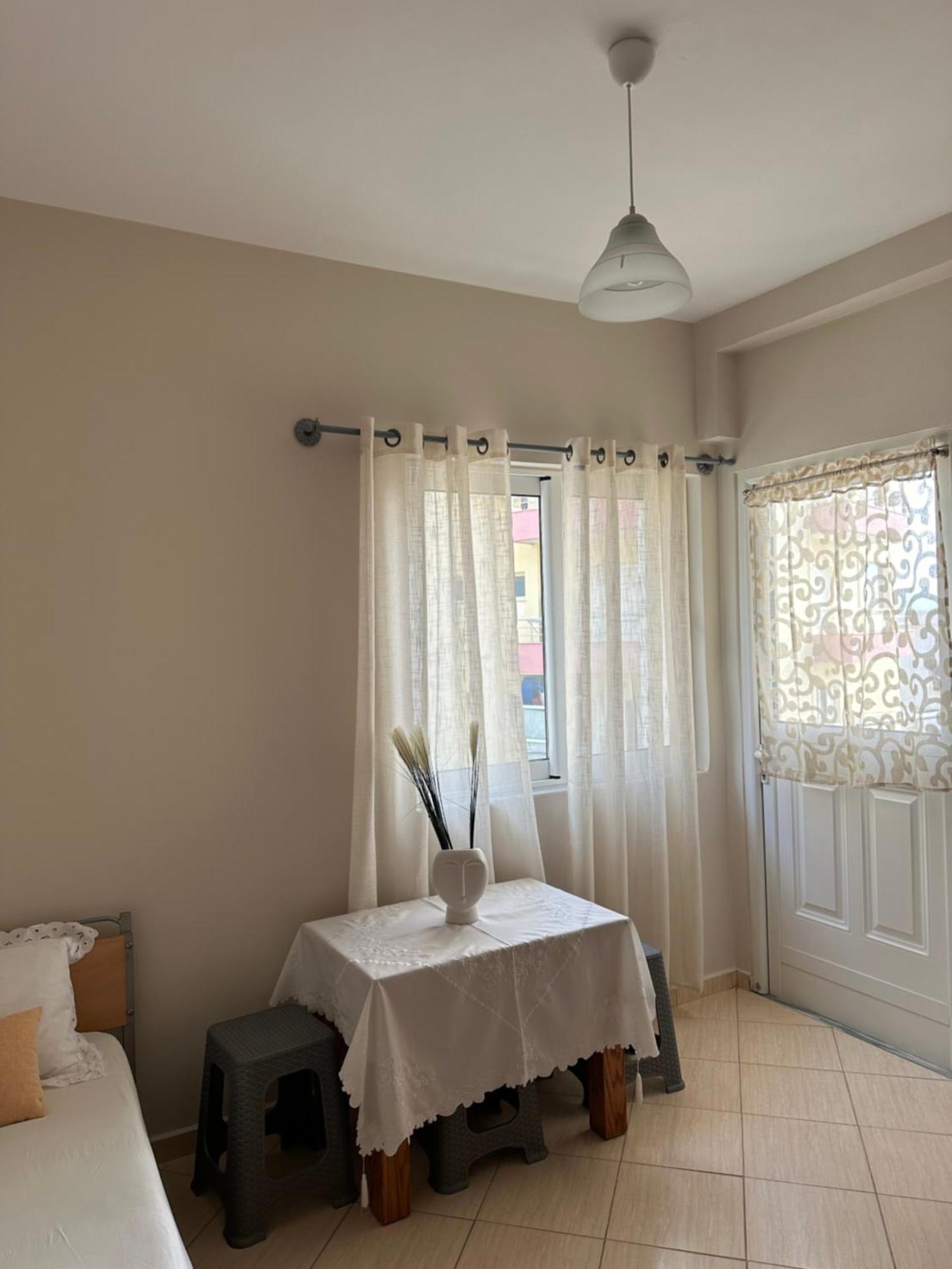 Vila Lemon Tree Sarandë 外观 照片